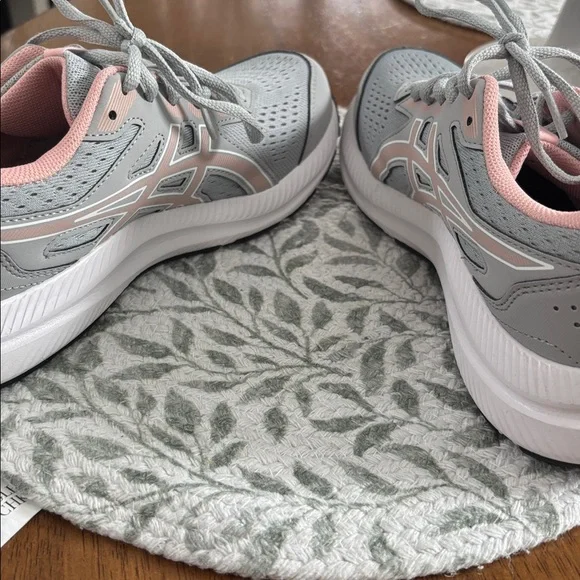 Ladies ASIC sneakers - Picture 4 of 8